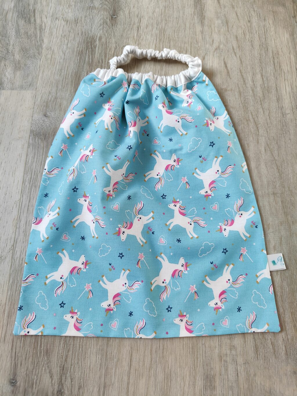 Serviette élastique maternelle "Licorne magique"