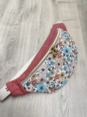 Sac banane “Velours Marsala/Fleurs” — réalisation faite main