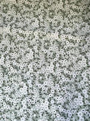 Tissu - Designer -Petites fleurs vertes